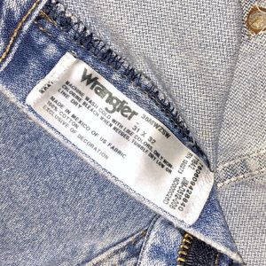 Wrangler distressed denim shorts